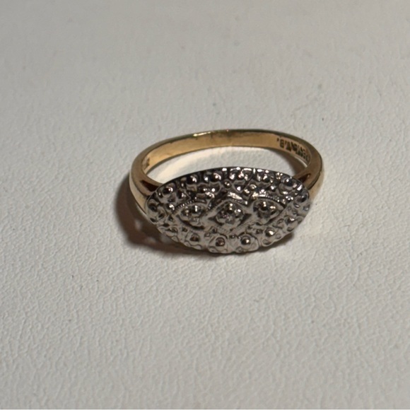 10Karat Gold Diamond Chip Mid Century Modern Ring Size 5 3/4 - Picture 3 of 8